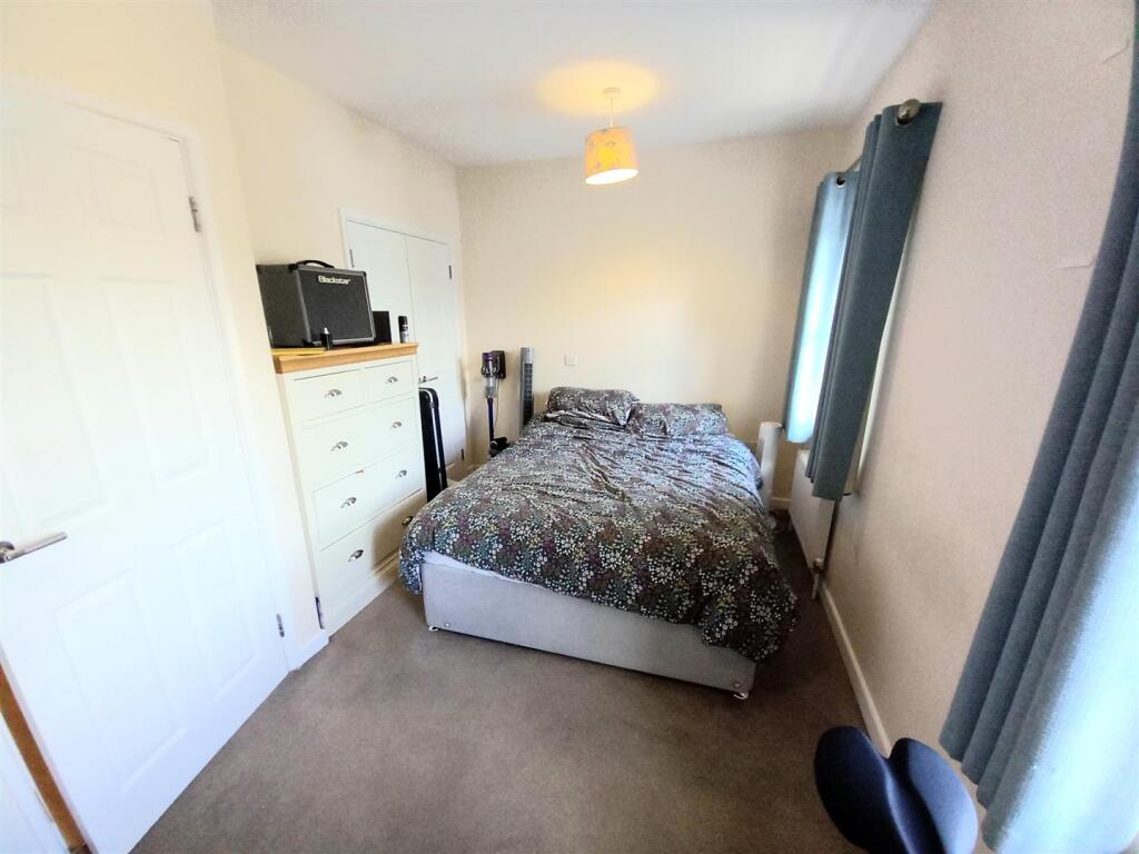 2 Ackland Bed Rear.jpg