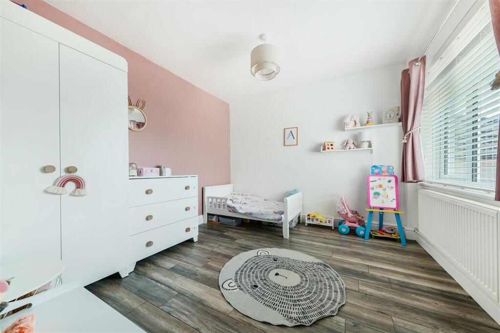 161 North Lane, BN41 2HH (11).jpg