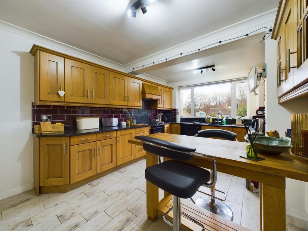 Media image 12