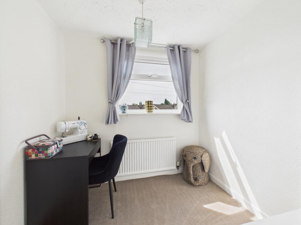 CAM03729G0-PR0073-STILL031