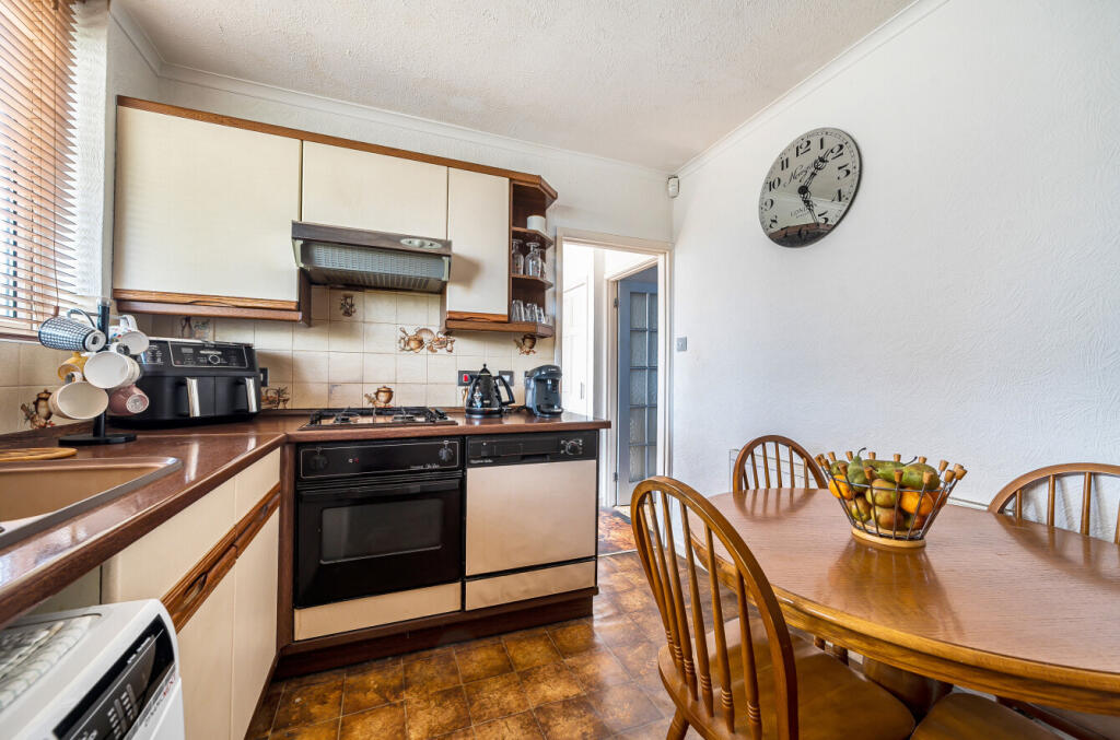 1335416-5-68934eb...