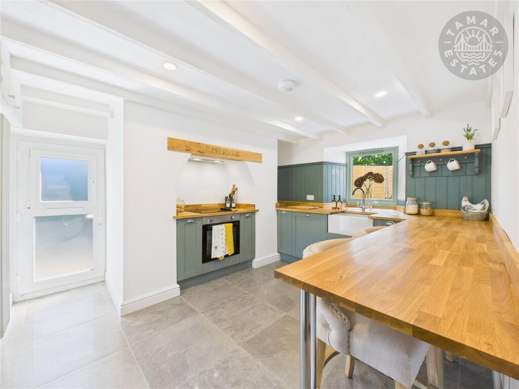 Kitchen/Breakfast Rm