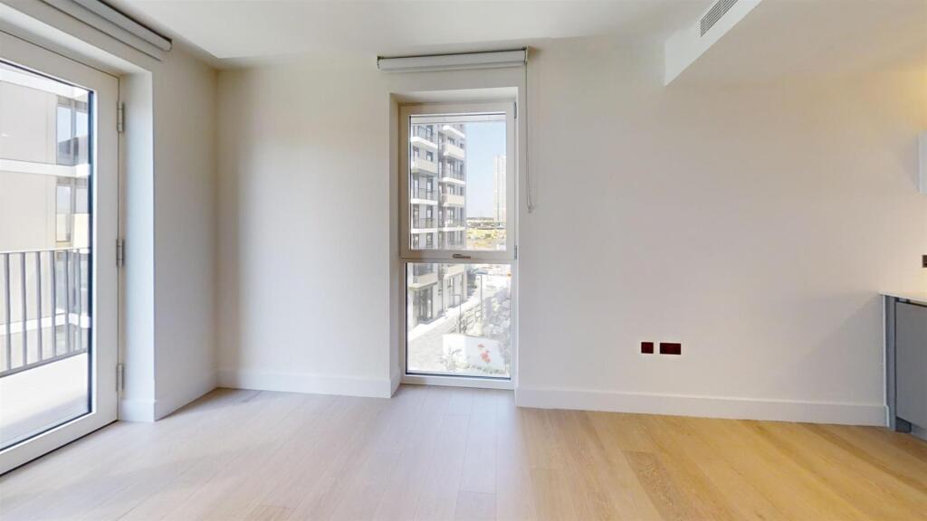 Cascades-White-City-Living-Room 1.jpg