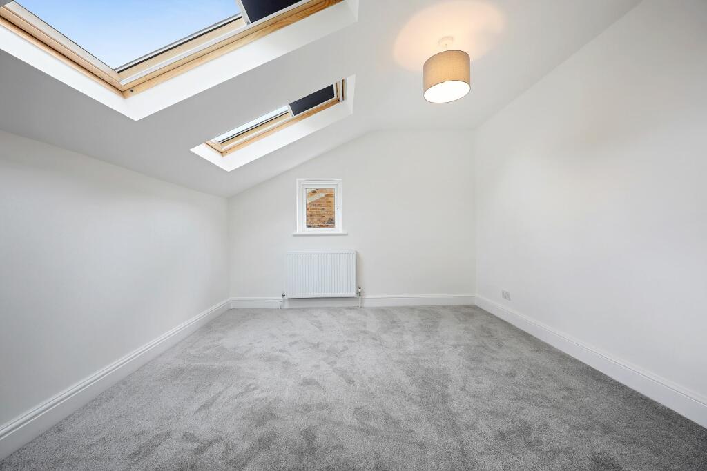 13-c30580298 VM-FLAT 7 ,1-3 PLESHEY ROAD N7 0RA...