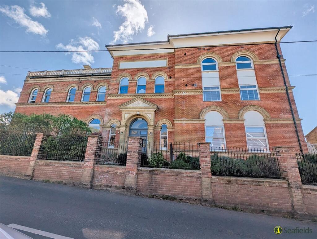 Front Aspect