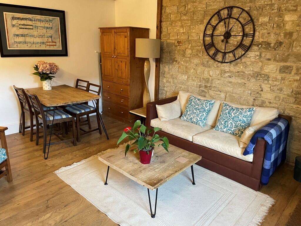 ANNEXE SITTING ROOM
