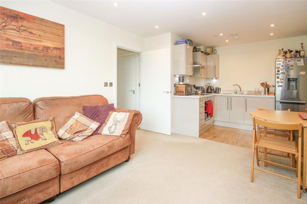 Living/Kitchen