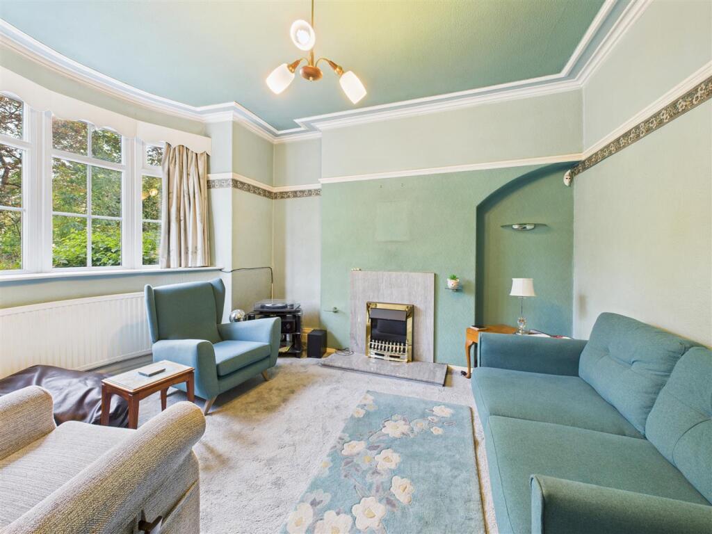 lounge carter knowle.jpg