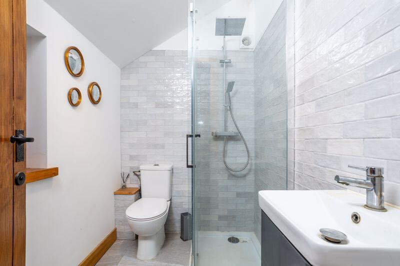 Bedroom 2 En-Suite