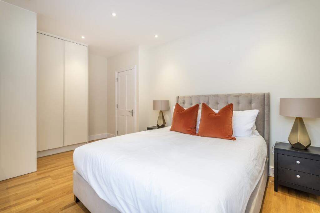 36-Hamlet-Gardens...