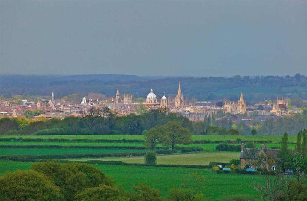 THE CITY OF OXFORD.jpg