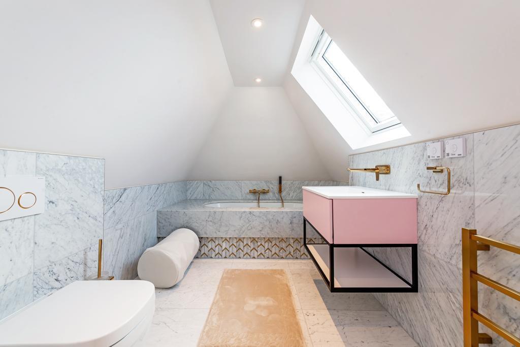 PHOTO-2025-09-01-15-29-30 (3).jpg