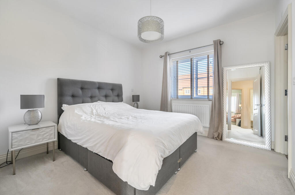 1343094-11-68a89d...