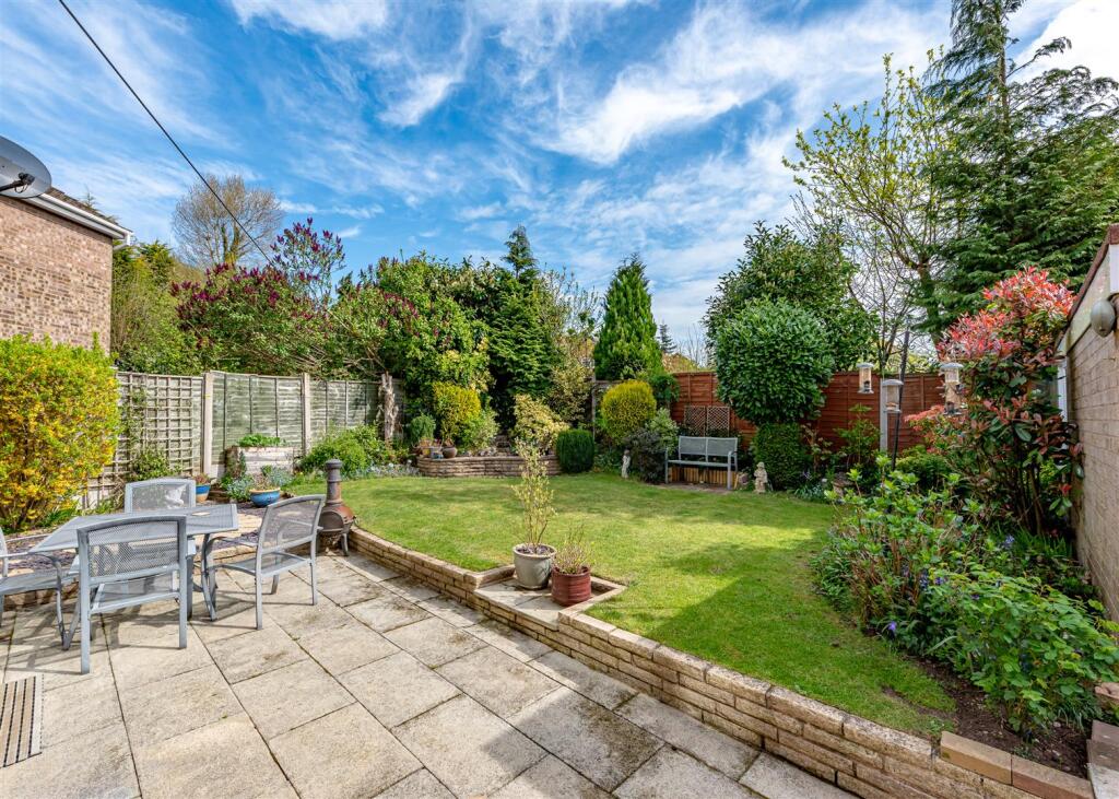 4 The Grange-External (3).jpg