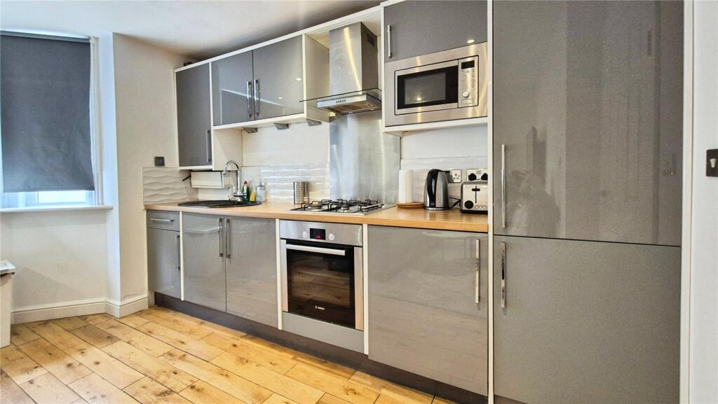 Reception/Kitchen