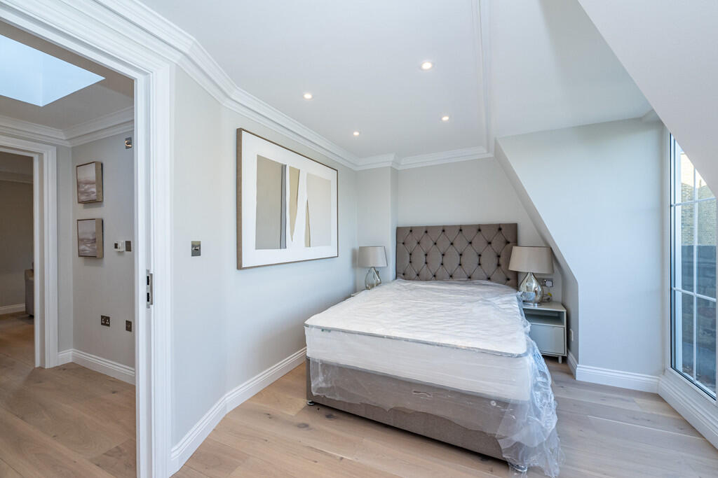 Ashburn Place 7@3...