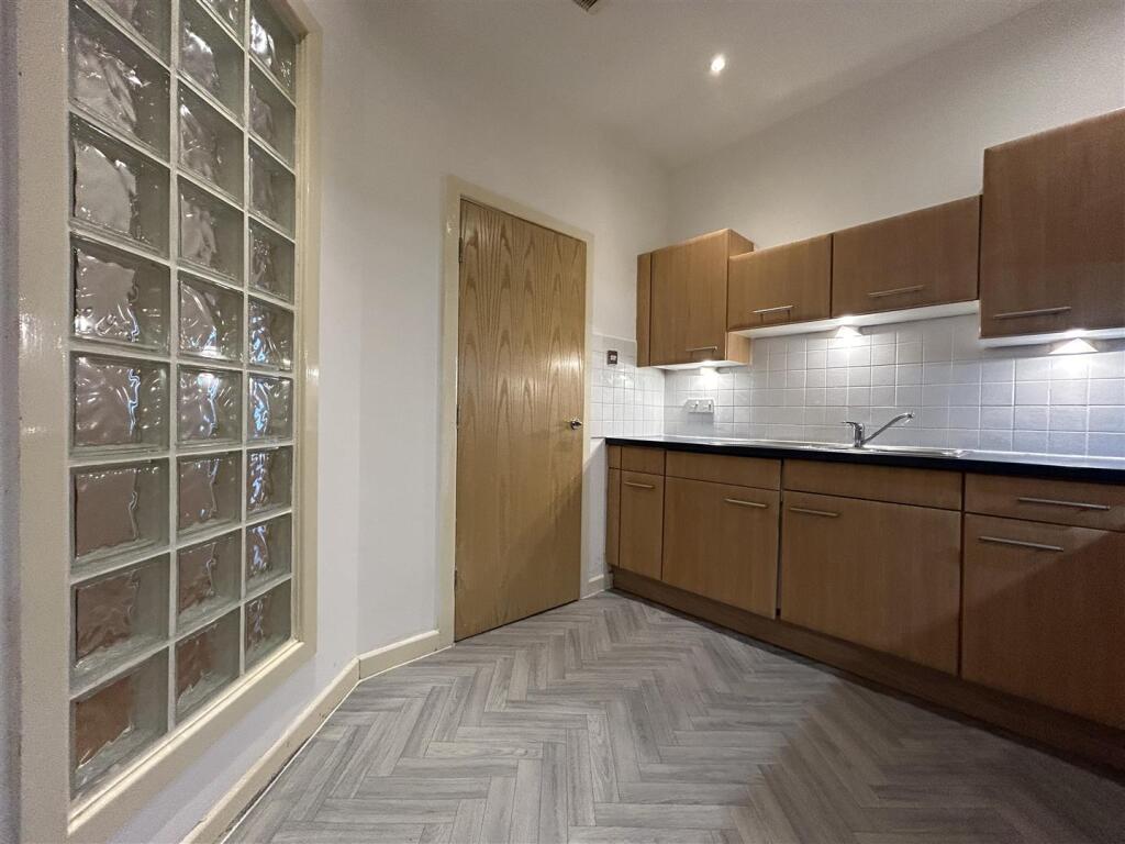 Kitchen.jpeg