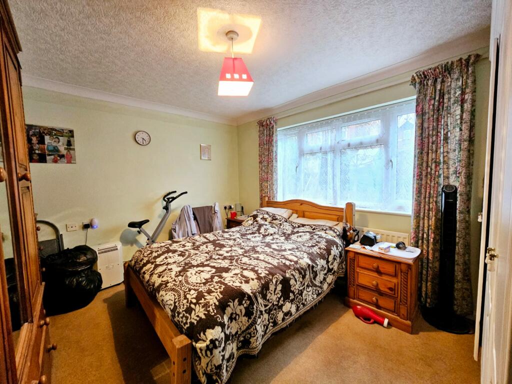 9cb81f98-8c35-4bf8-92e2-8870aef01b74