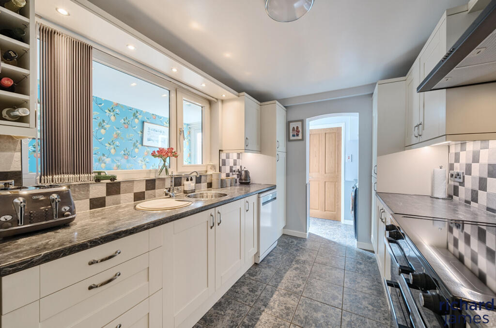 e0b79d9e02f944de9b9ca711300cbb53