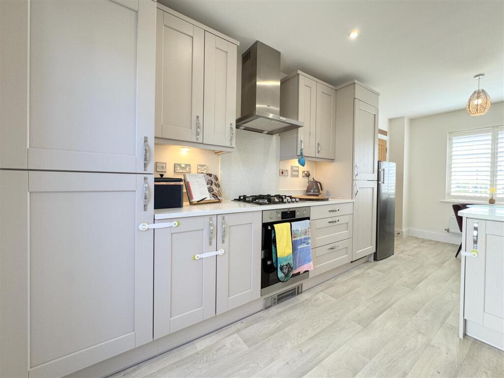 Kitchen Diner