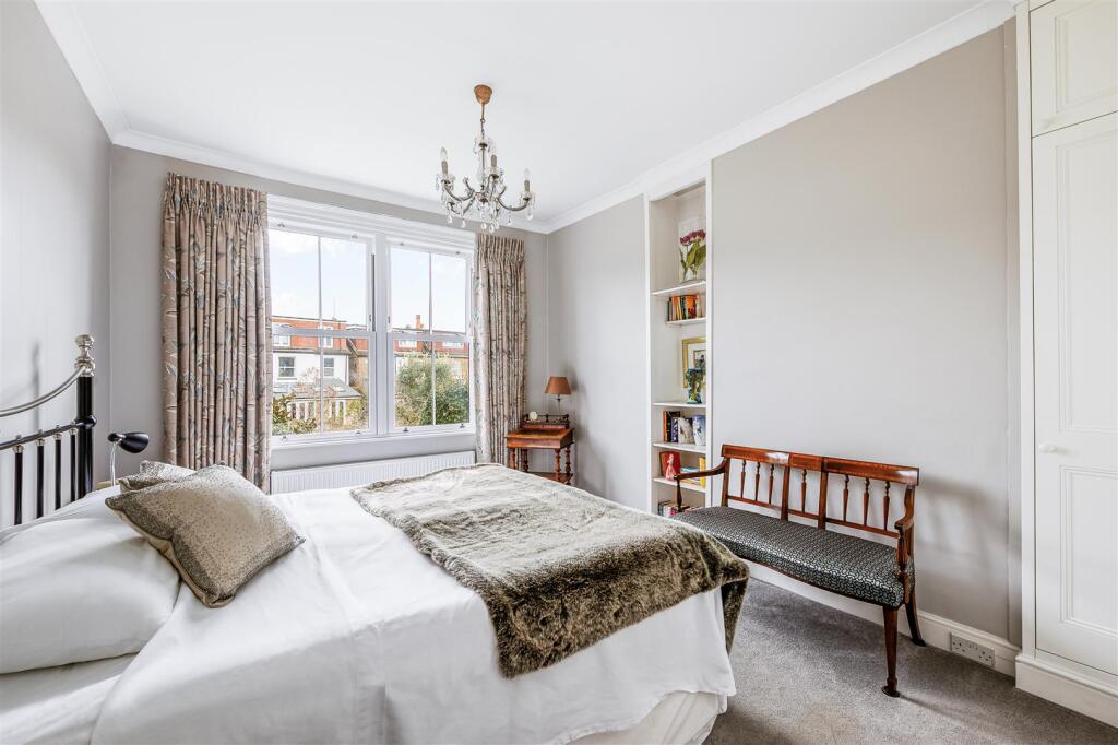 36 Loveday Road (4).jpg