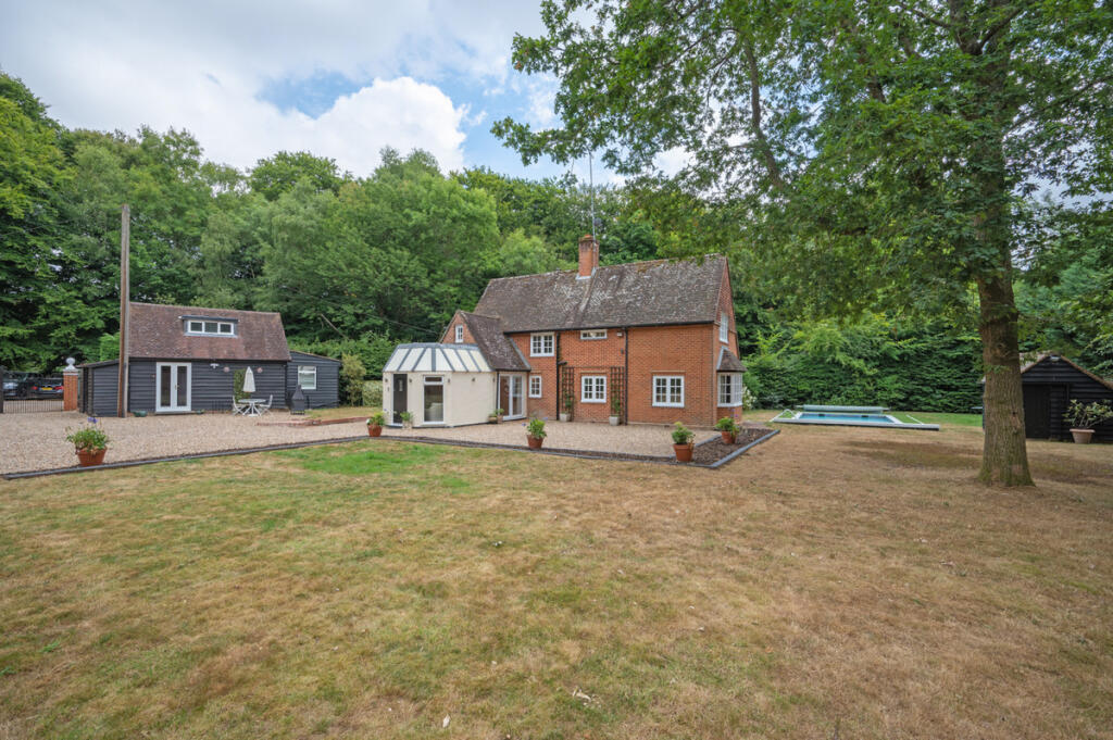 Nettlebed, Henley-on-thames, RG9
