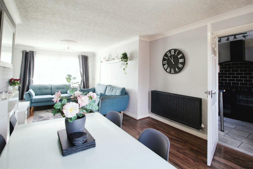 Living / Dining Room