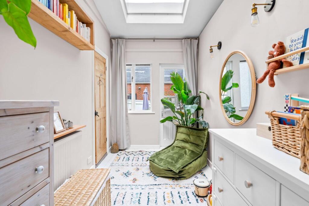 7-web-or-mls-FLAT 1 - 61 WILBURY CRESCENT FINISHED