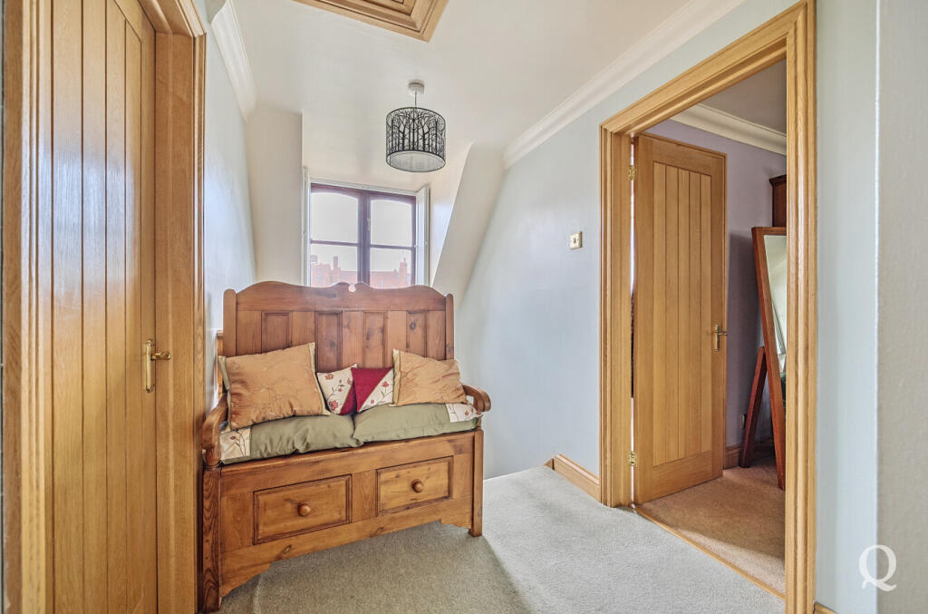 bdb1087b-6d38-4ef...