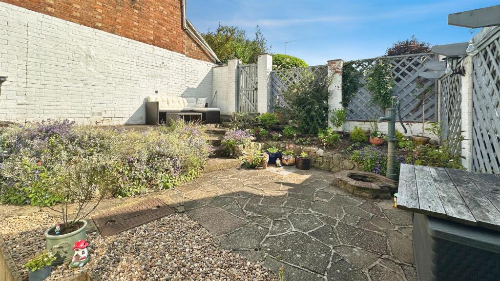 57631ef5--4D0D-9F67-EDB922E47CCF-61919-000014B36FC