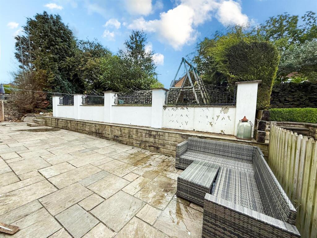 Four bed detached house, Silsden 18