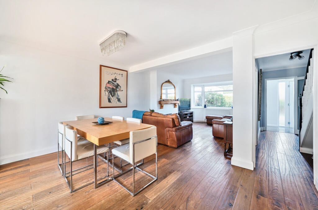 1326371-10-68873faf3faf3