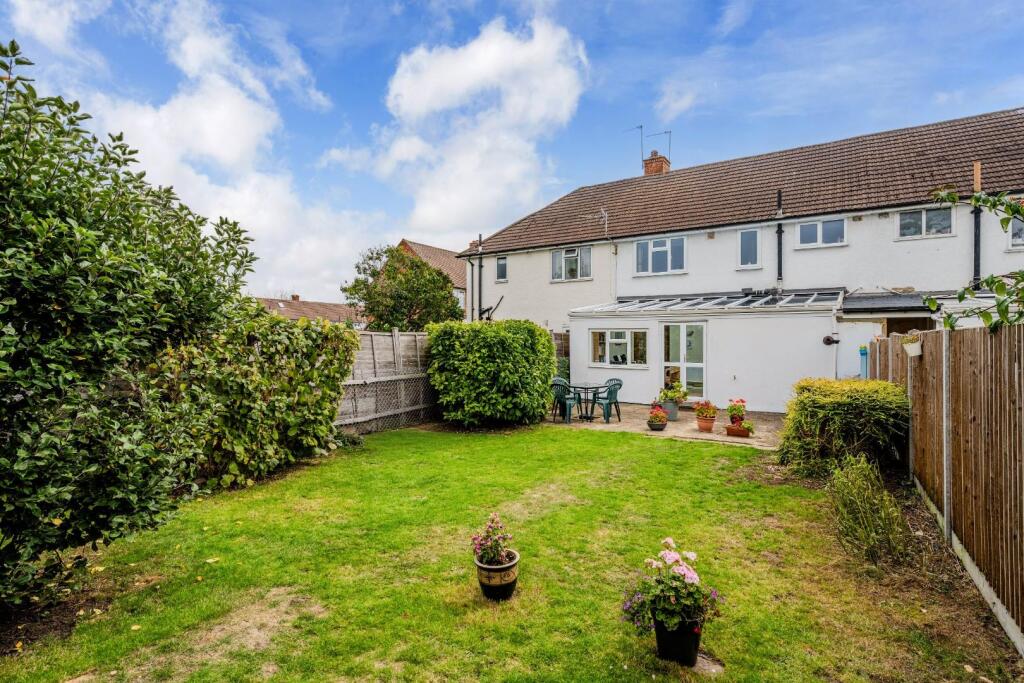 SCOTT CLOSE- EXTERNALS  (6).jpg