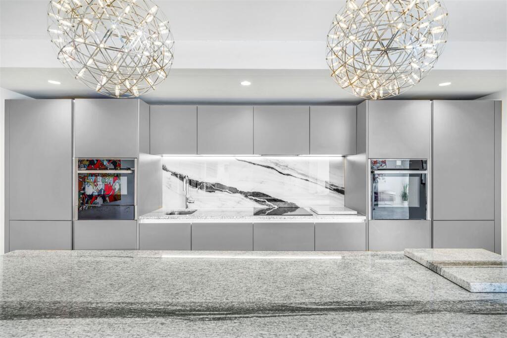 fKitchen1.JPG