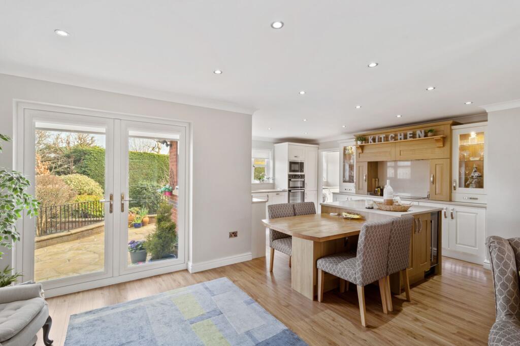 Kitchen / Dining / Family Room