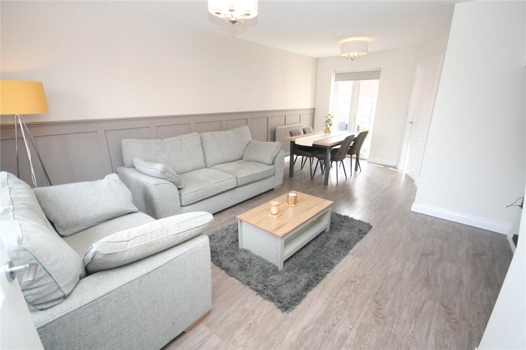 Living Room Pic 2