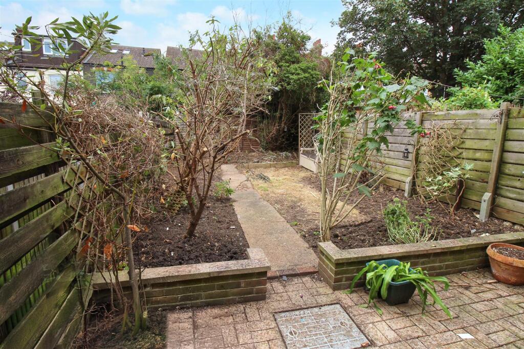 Rear Garden 2.jpg