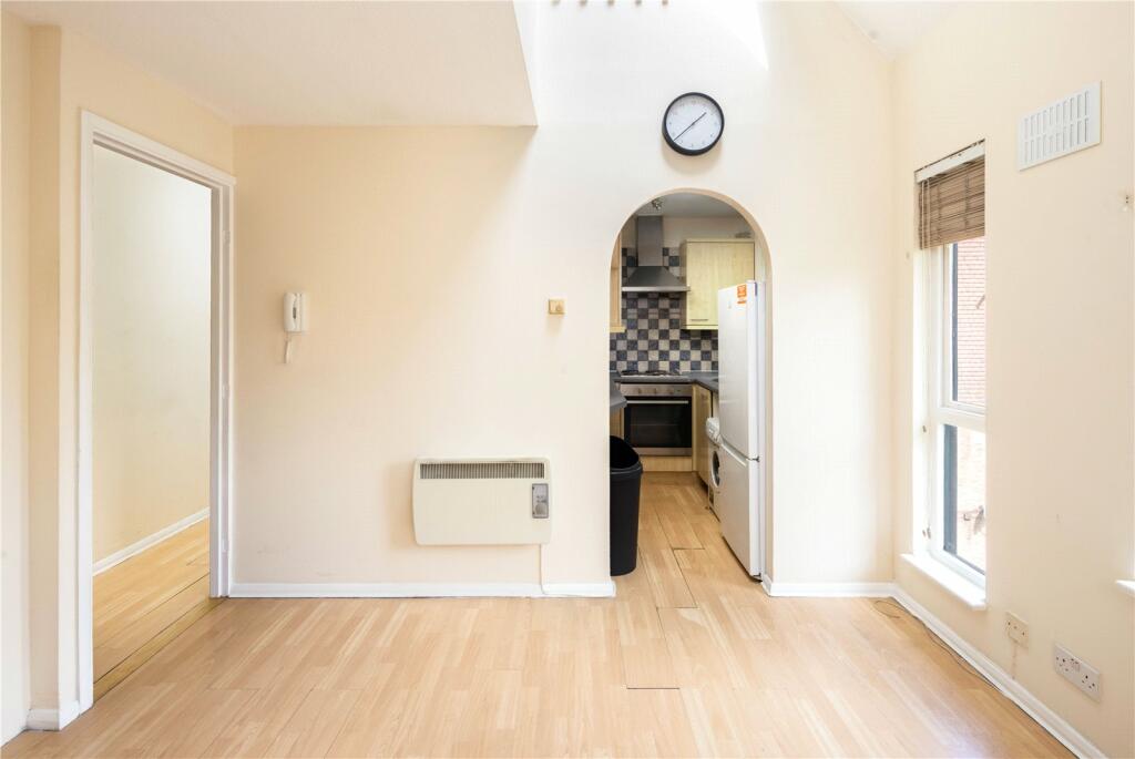 Reception/Kitchen