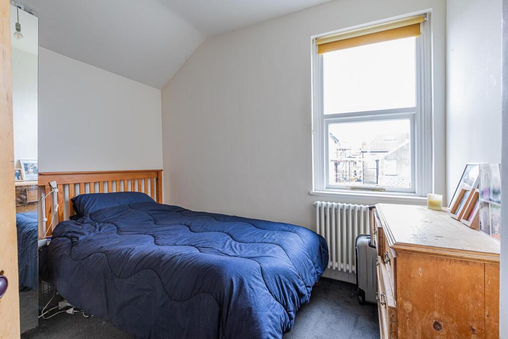 Mackintosh Place 214-9.jpg