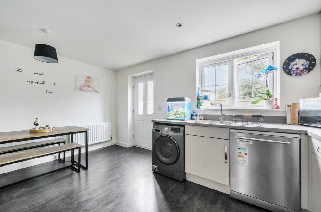 1357657-7-68d67c9...