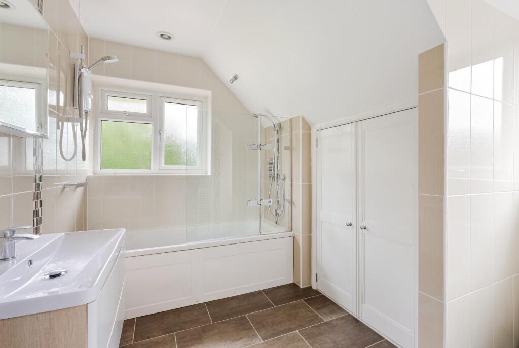 HEADLEY DRIVE (7).jpg