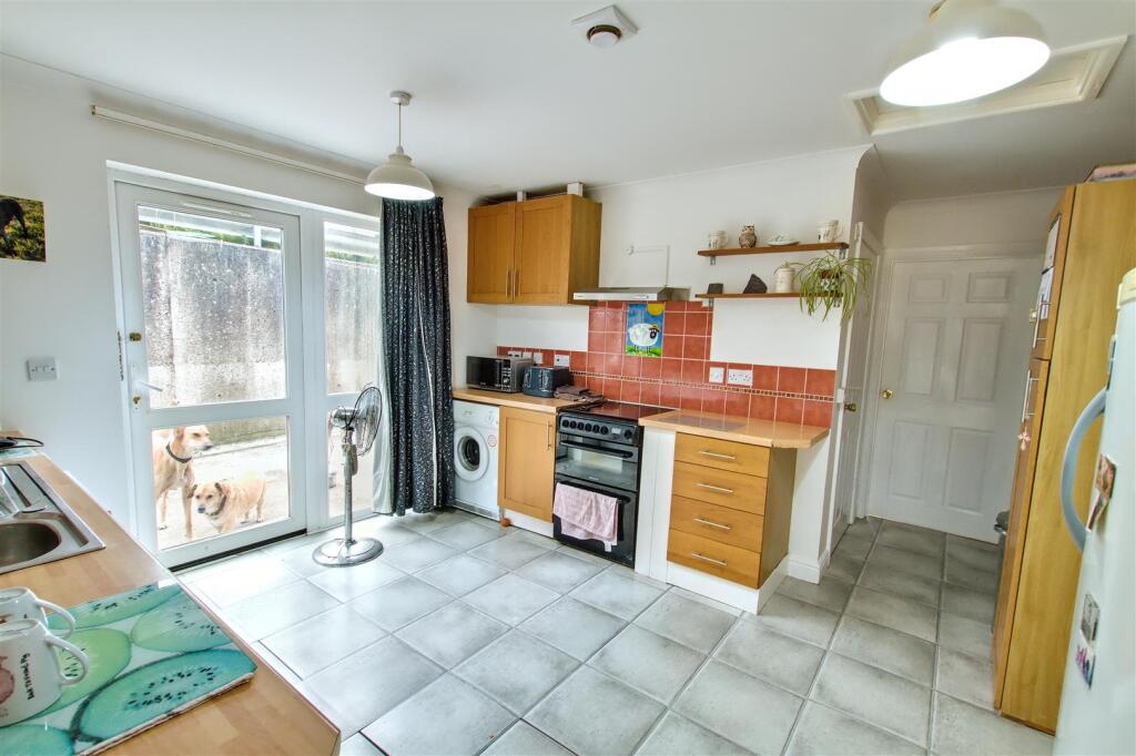 Utility area / Possible Annex