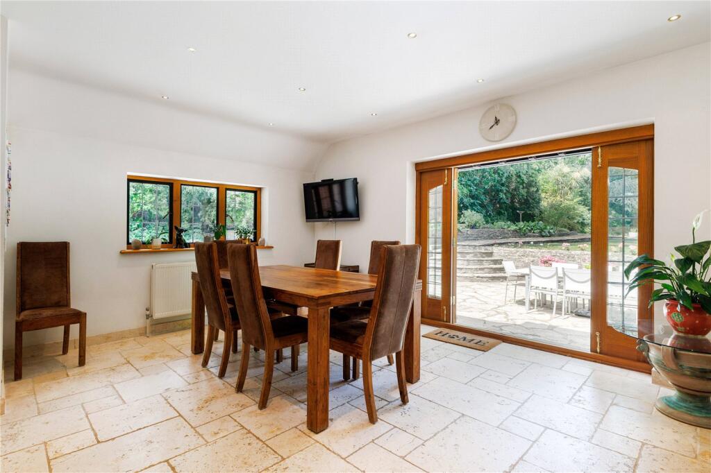 Kitchen/Dining