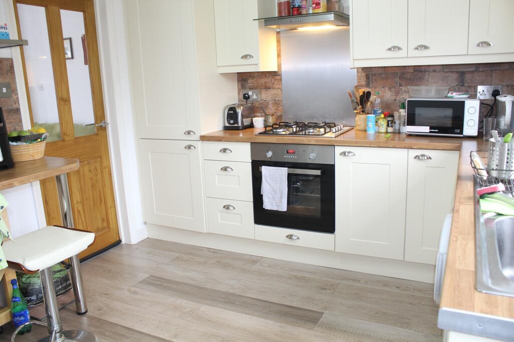 Fitted Kitchen