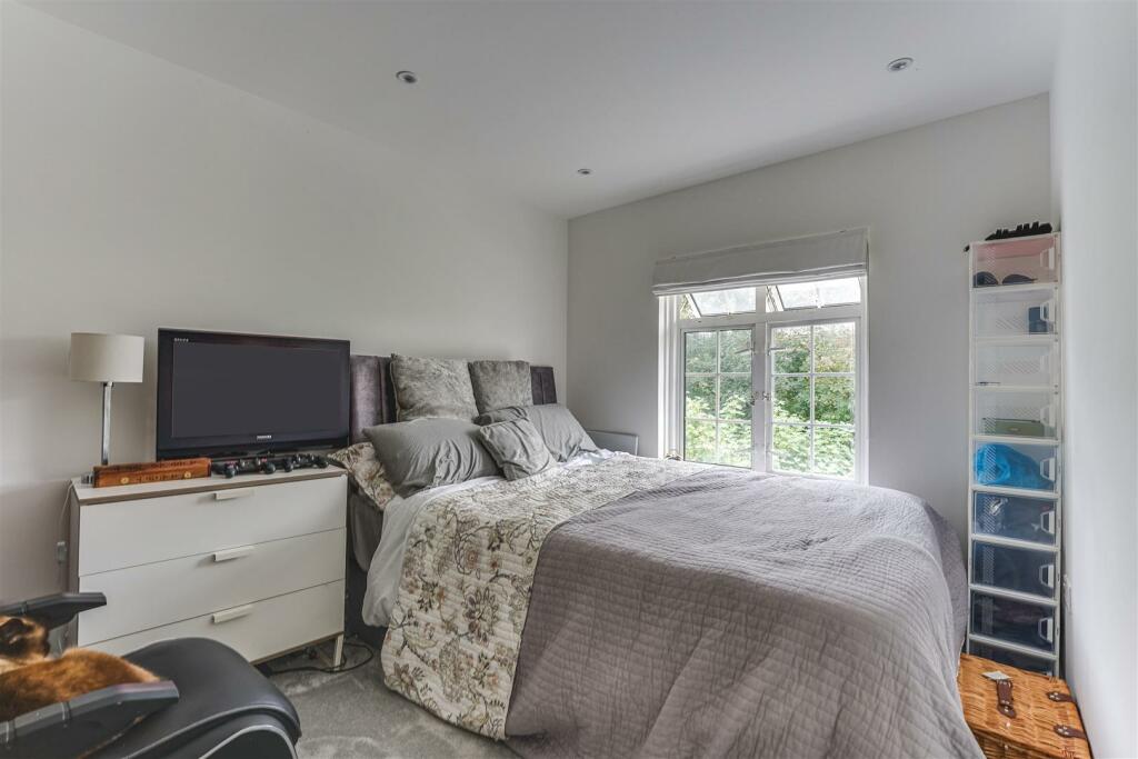 63 Leighton Road-7.jpg