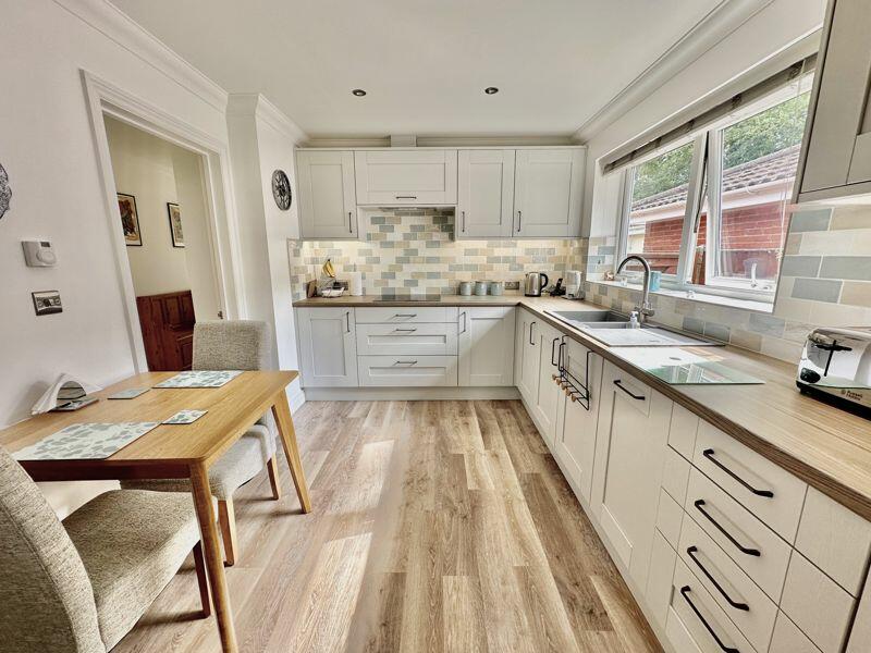 Fully Integrated Kitchen 