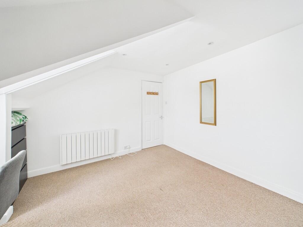 CAM02089G0-PR0559...