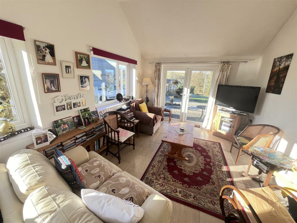 sun room.JPG