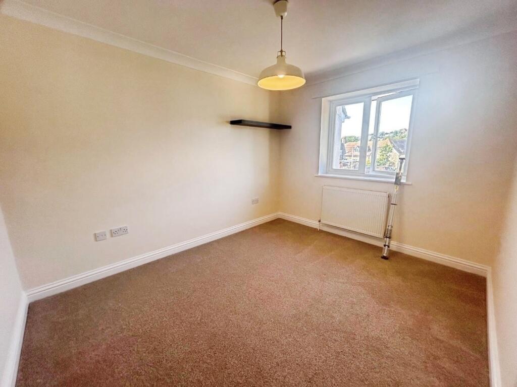 pbox-bedroom-330676.jpg