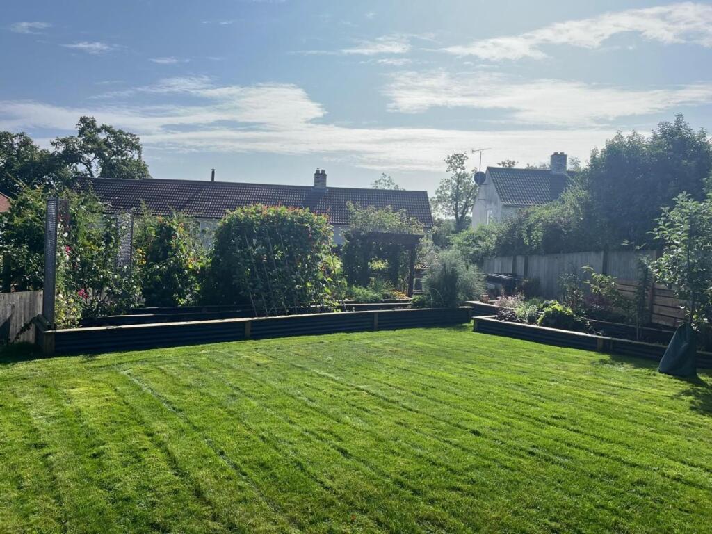 Garden photo.jpg